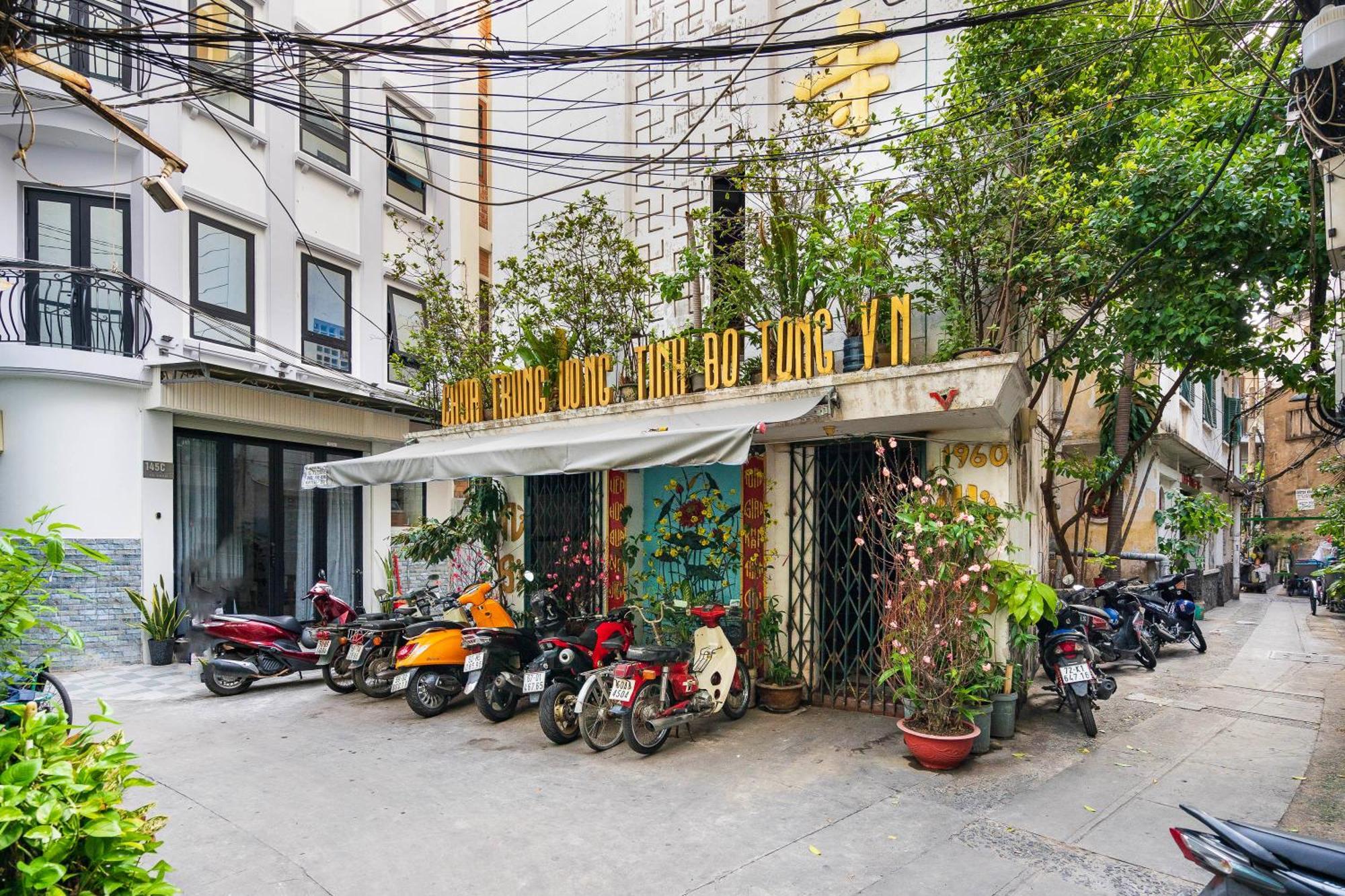 הו צ'י מין סיטי A Little Saigon Hotel - Bui Vien Walking Street מראה חיצוני תמונה