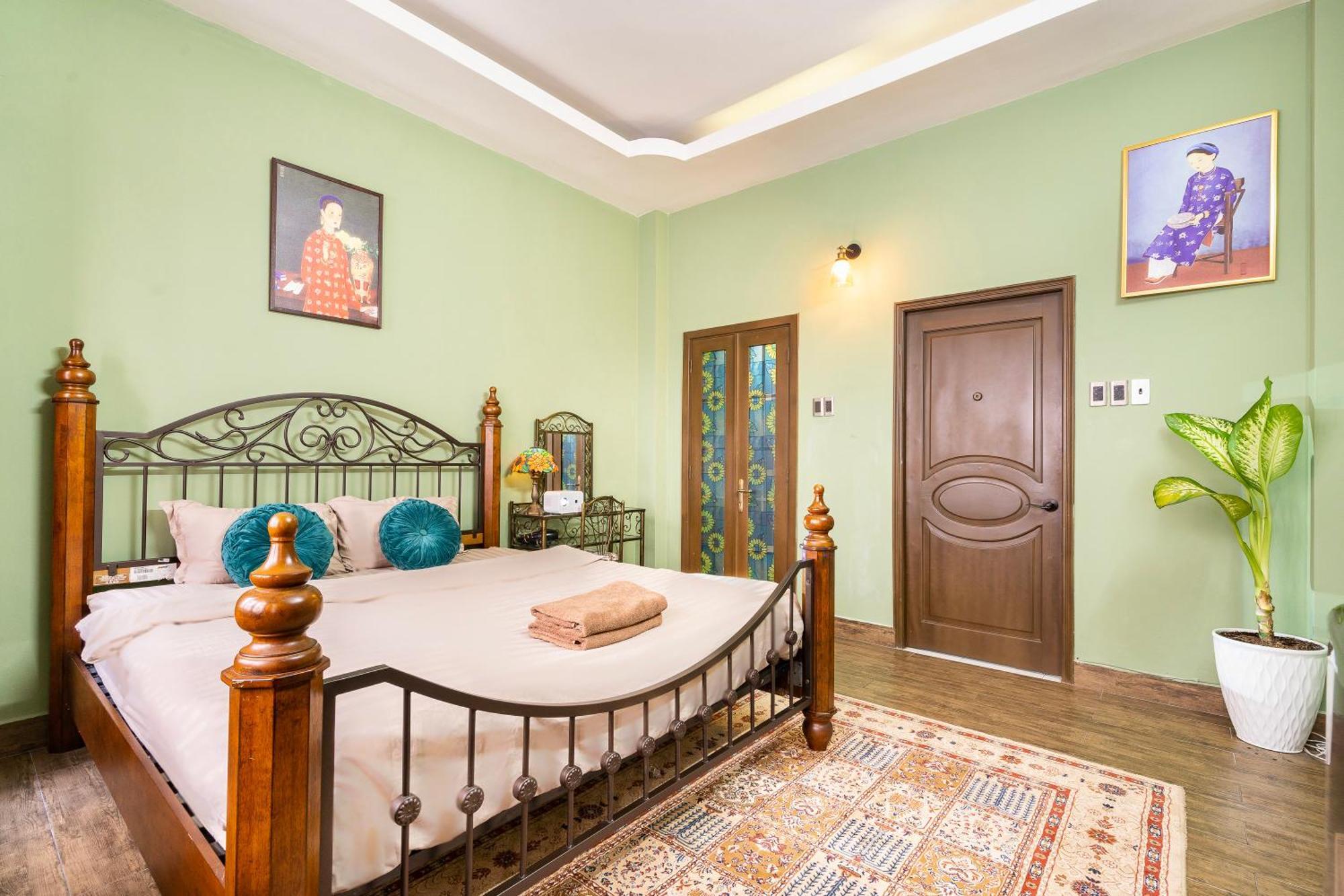 הו צ'י מין סיטי A Little Saigon Hotel - Bui Vien Walking Street מראה חיצוני תמונה