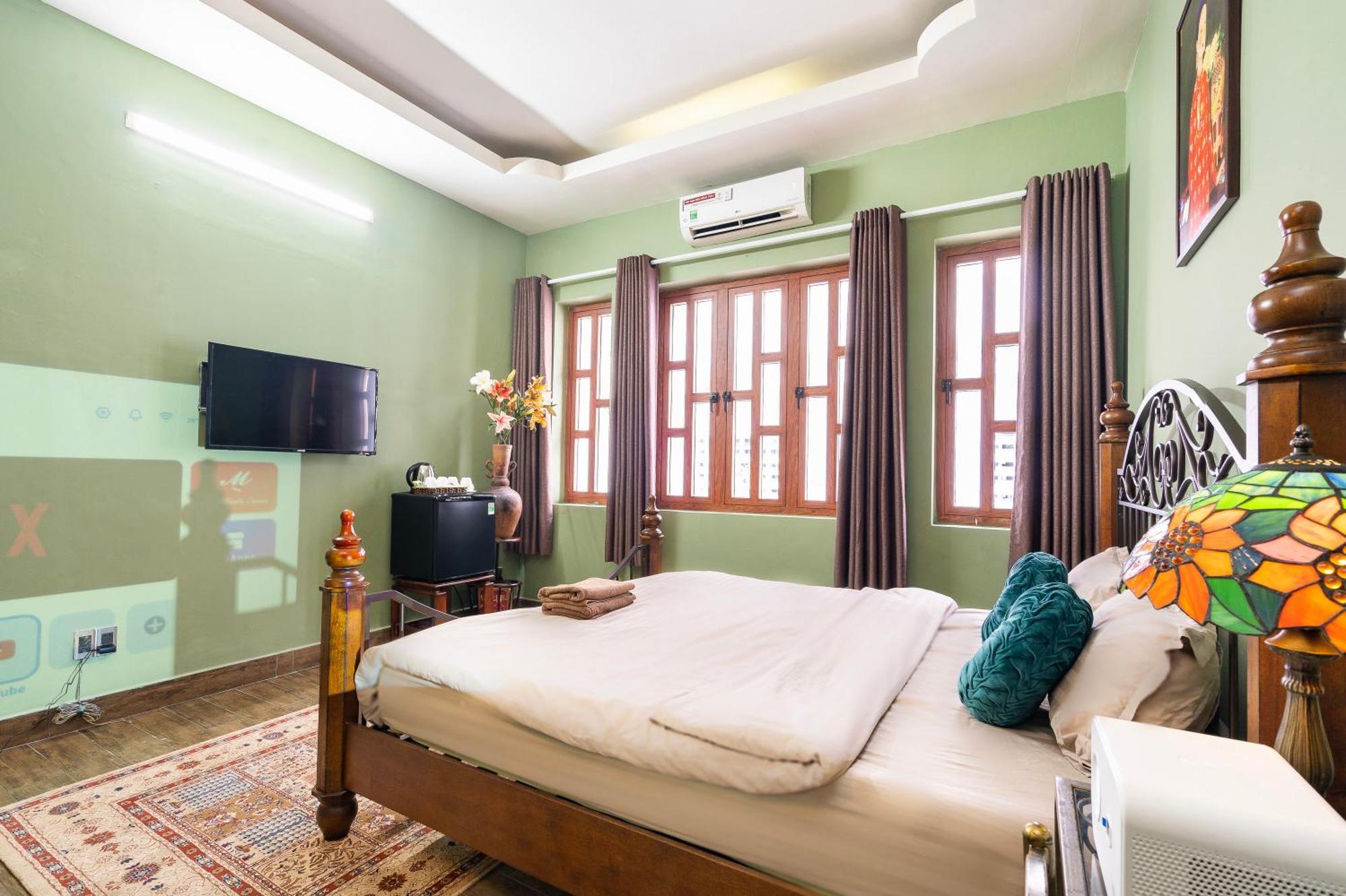 הו צ'י מין סיטי A Little Saigon Hotel - Bui Vien Walking Street מראה חיצוני תמונה