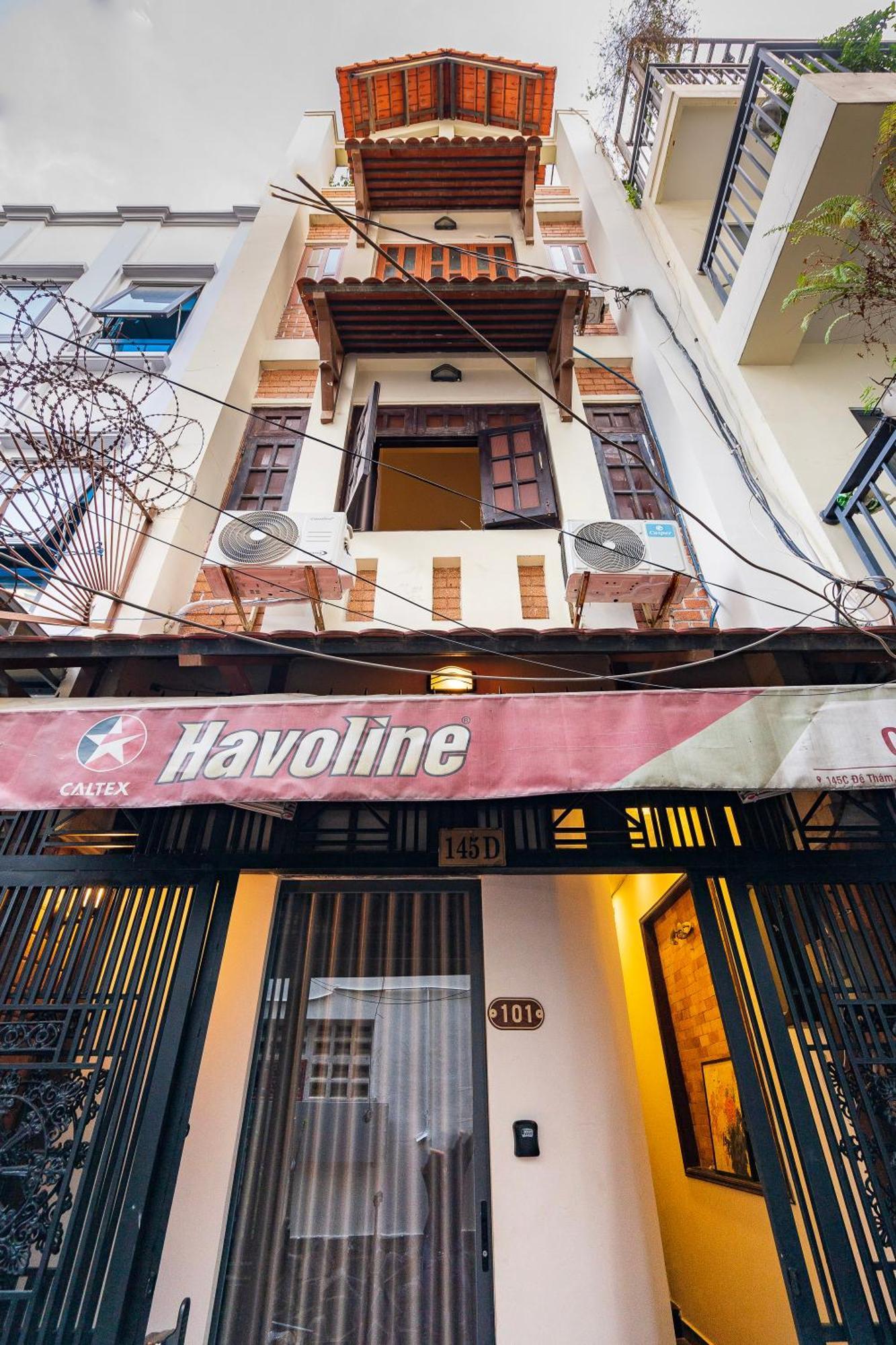 הו צ'י מין סיטי A Little Saigon Hotel - Bui Vien Walking Street מראה חיצוני תמונה