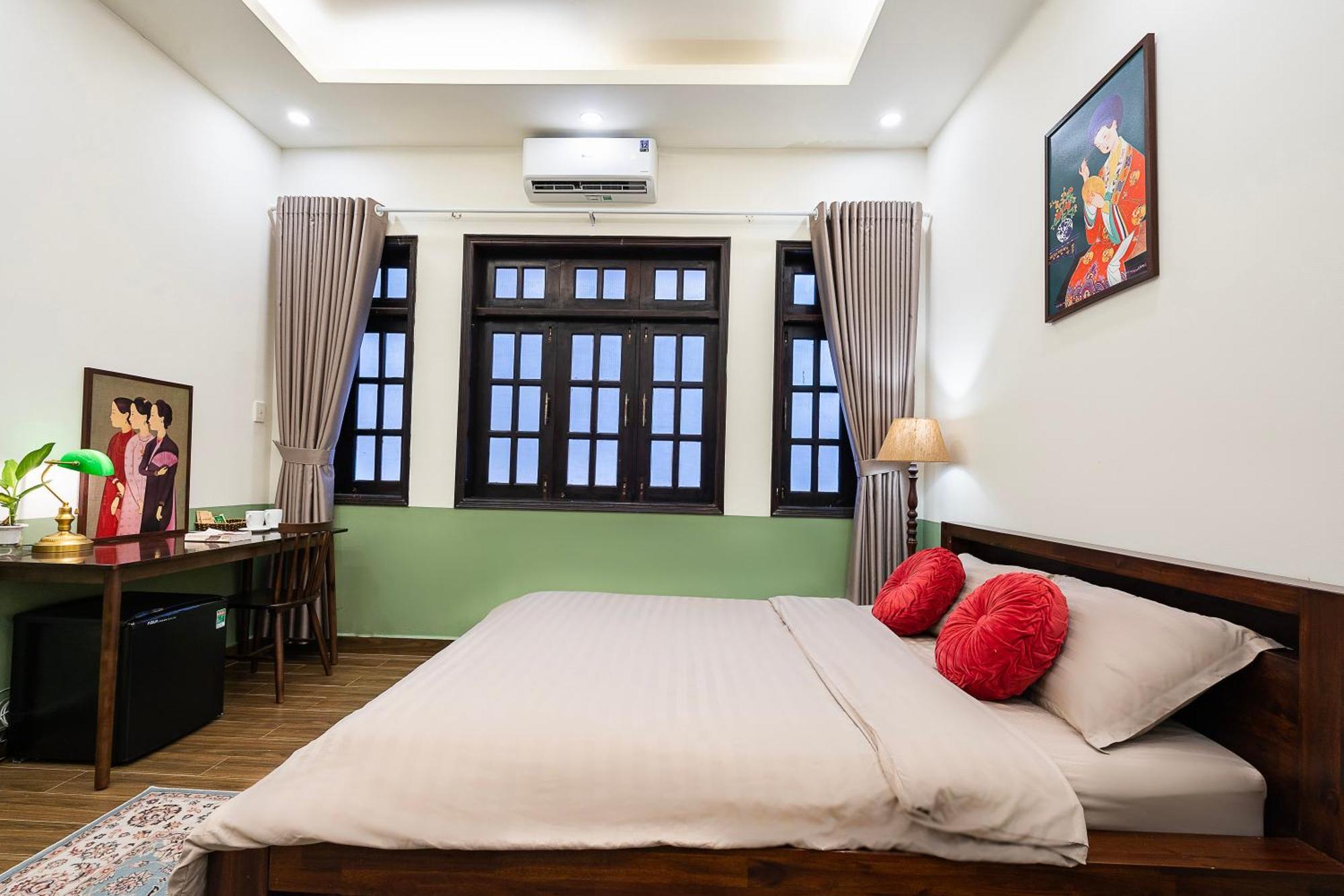 הו צ'י מין סיטי A Little Saigon Hotel - Bui Vien Walking Street מראה חיצוני תמונה