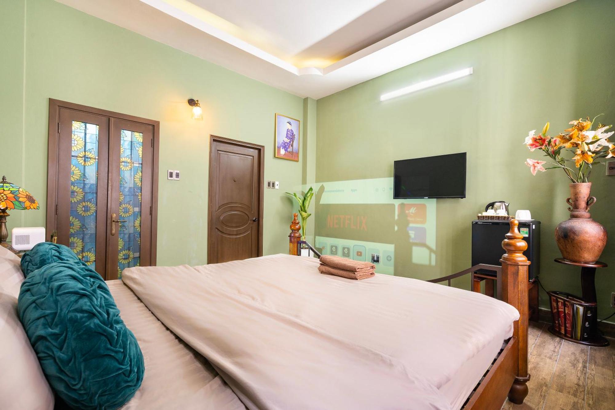 הו צ'י מין סיטי A Little Saigon Hotel - Bui Vien Walking Street מראה חיצוני תמונה