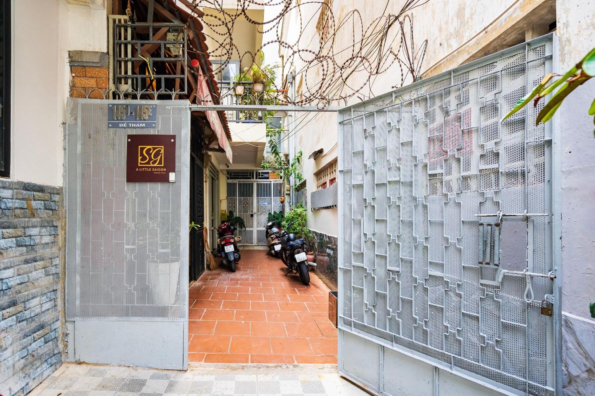 הו צ'י מין סיטי A Little Saigon Hotel - Bui Vien Walking Street מראה חיצוני תמונה