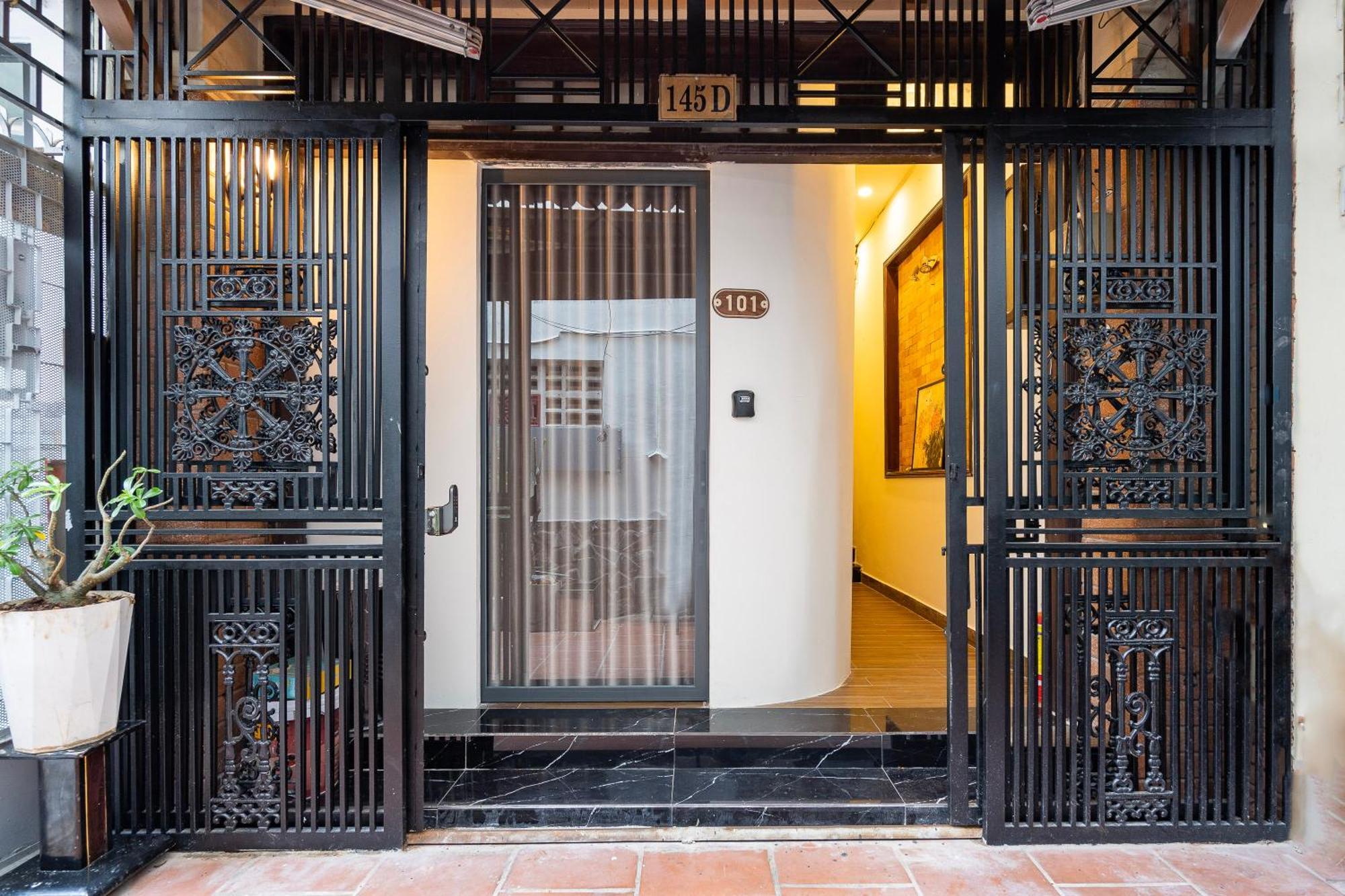 הו צ'י מין סיטי A Little Saigon Hotel - Bui Vien Walking Street מראה חיצוני תמונה
