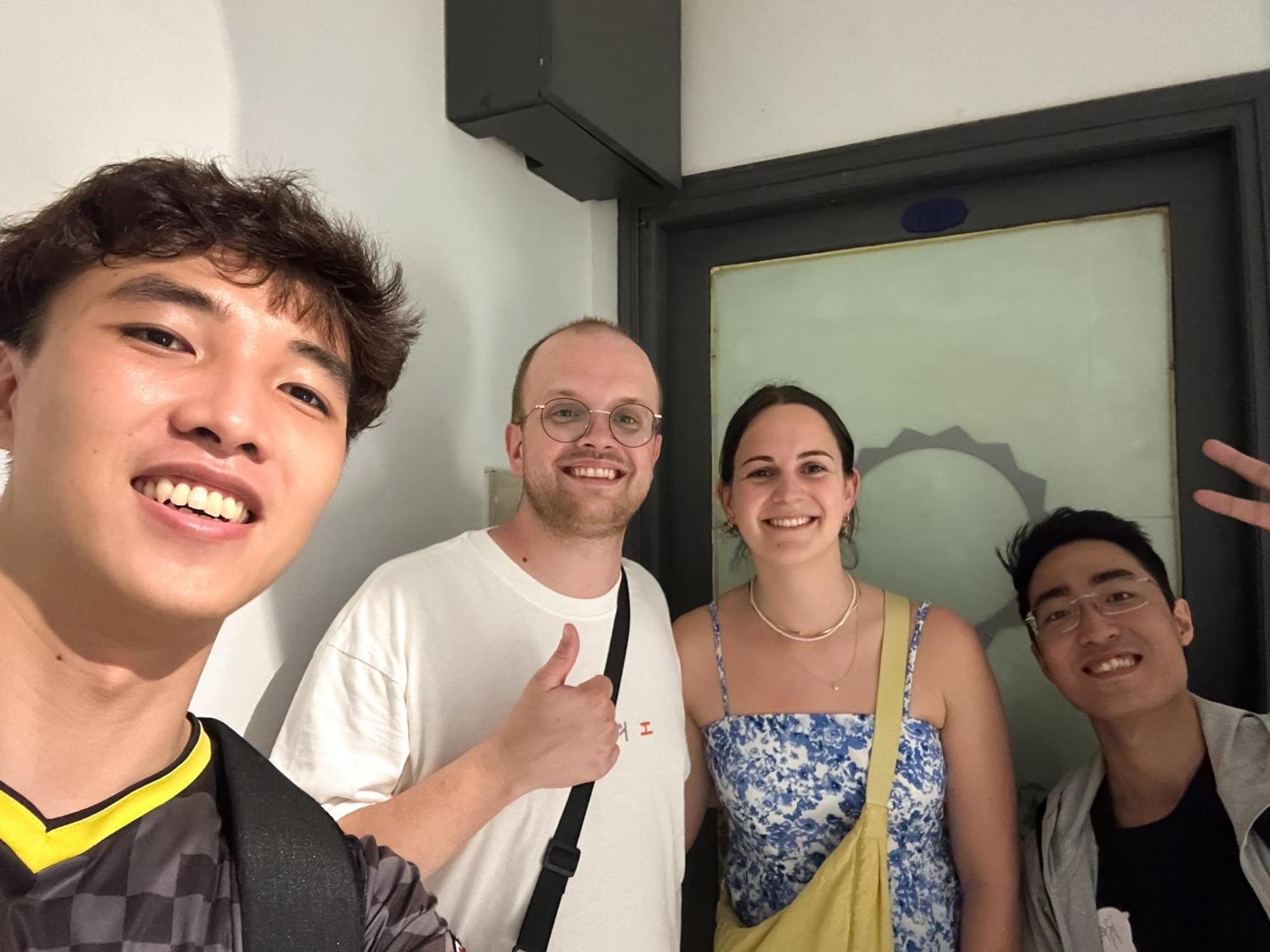 הו צ'י מין סיטי A Little Saigon Hotel - Bui Vien Walking Street מראה חיצוני תמונה
